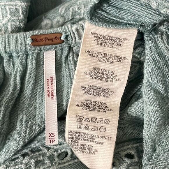 Free People Sage Green Gauze Eyelet Boho Top XS - Picture 4 of 11